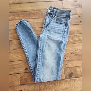 American Eagle Jean's 0